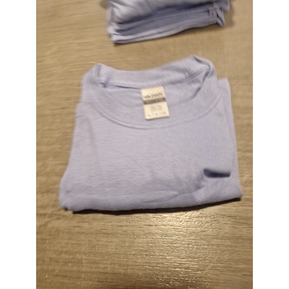4 Gilden Small Mens Tshirts Light Purple